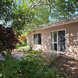 Holiday home J & Ella's House - 2 Bedroom, 2 Bathroom, Cooktown